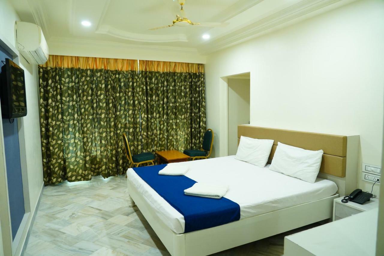 Hotel Swagath Grand Miryalaguda Miriālgūda エクステリア 写真