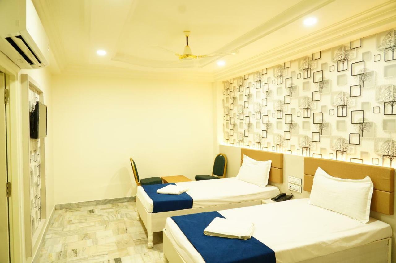 Hotel Swagath Grand Miryalaguda Miriālgūda エクステリア 写真