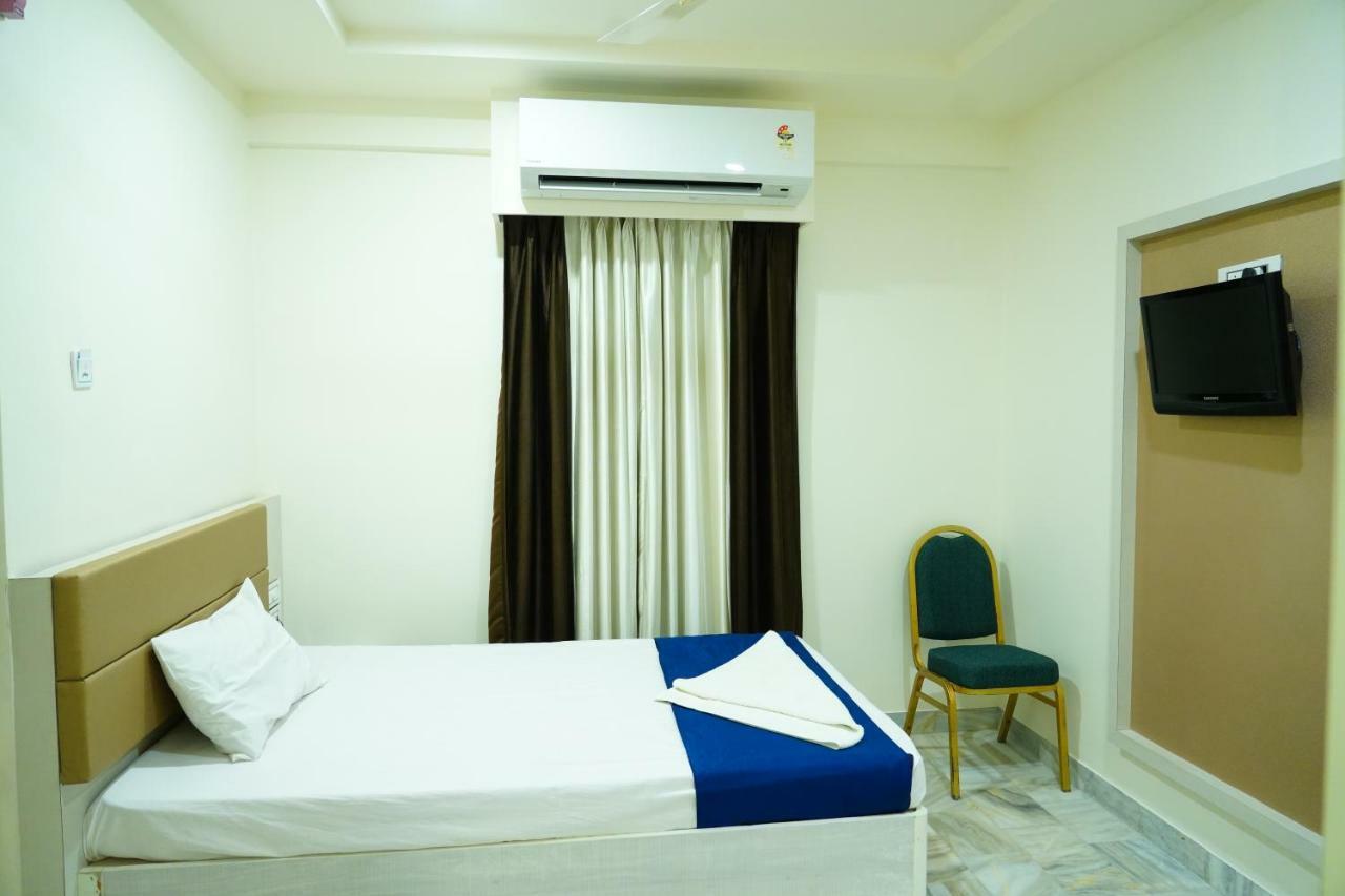 Hotel Swagath Grand Miryalaguda Miriālgūda エクステリア 写真