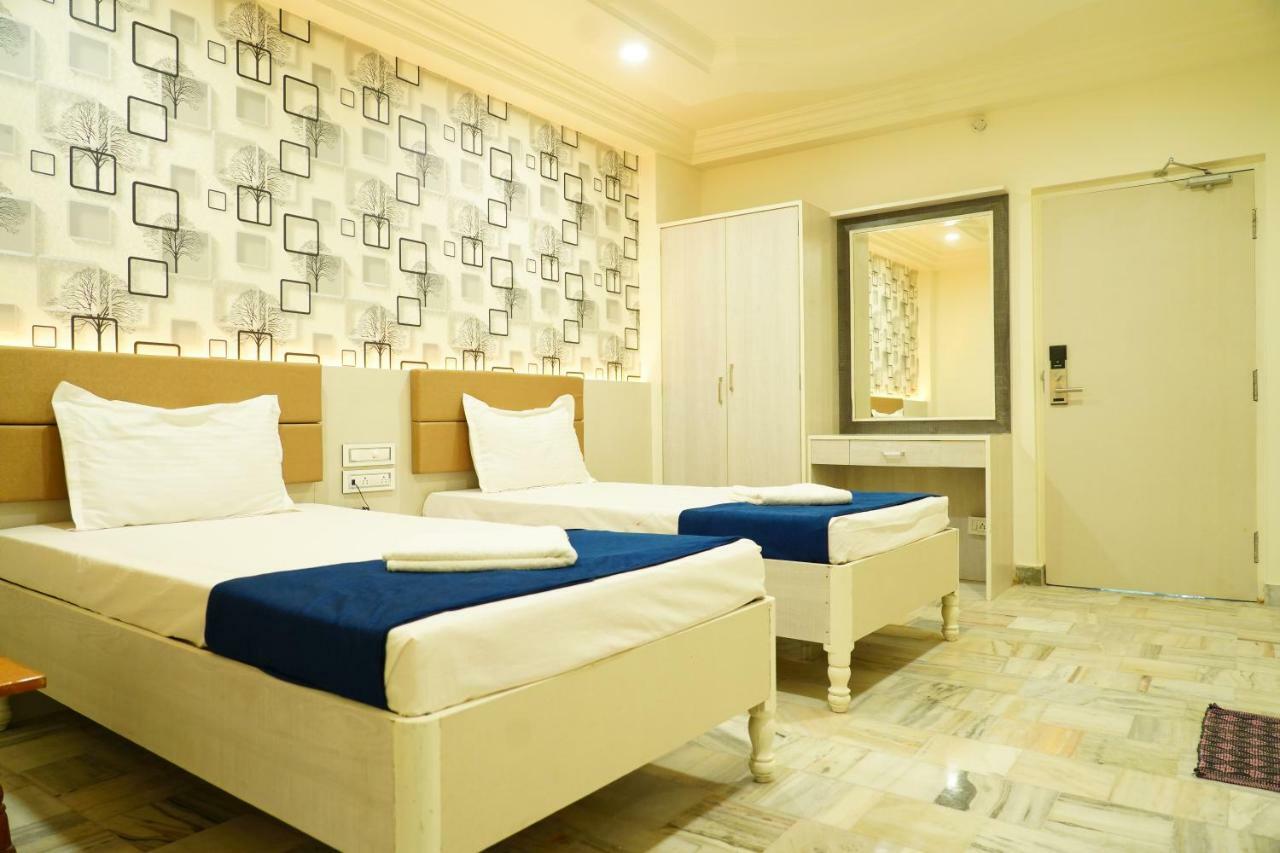 Hotel Swagath Grand Miryalaguda Miriālgūda エクステリア 写真